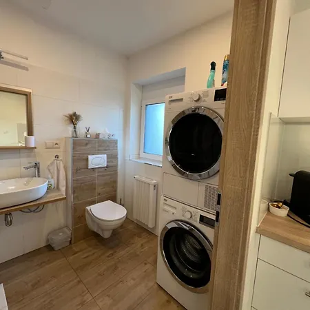Rk Holzova Apartment *